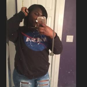 Meet your Posher, Niy